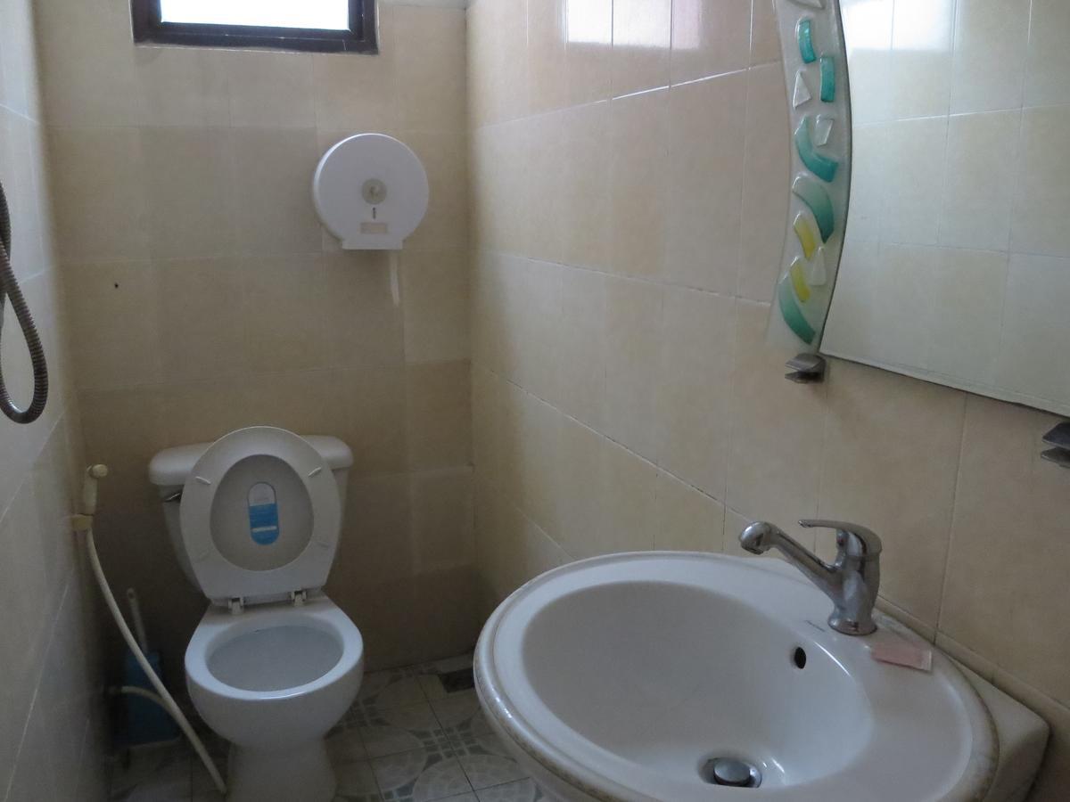 פנום פן Goldie Guesthouse מראה חיצוני תמונה