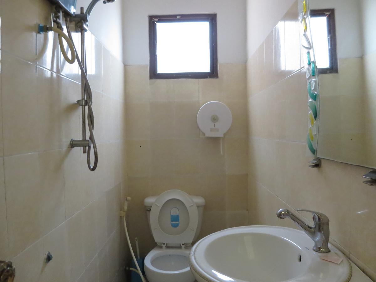 פנום פן Goldie Guesthouse מראה חיצוני תמונה
