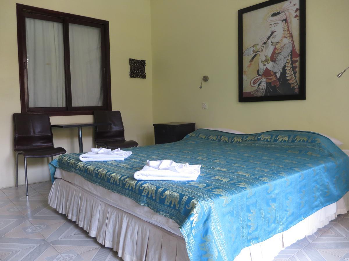 פנום פן Goldie Guesthouse מראה חיצוני תמונה