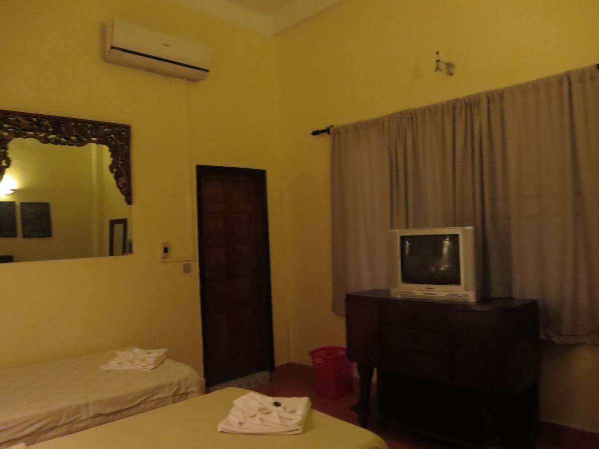 פנום פן Goldie Guesthouse מראה חיצוני תמונה