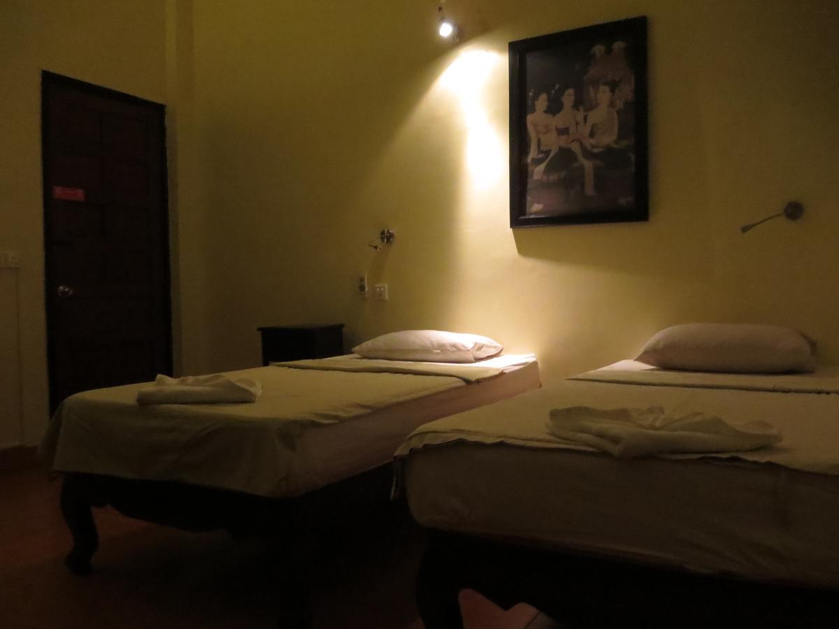 פנום פן Goldie Guesthouse מראה חיצוני תמונה
