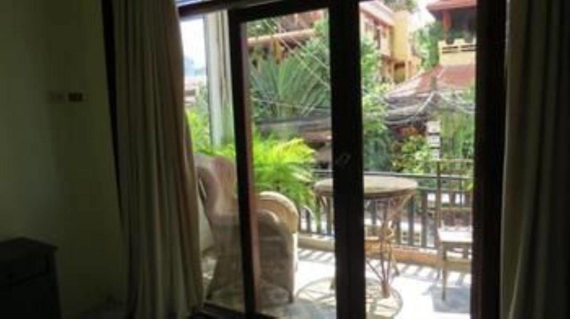 פנום פן Goldie Guesthouse מראה חיצוני תמונה